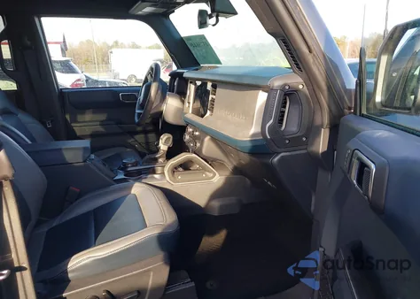 2024 Ford Bronco Outer Banks z USA, uszkodzony, nr VIN 1FMDE8BH7RLA81588